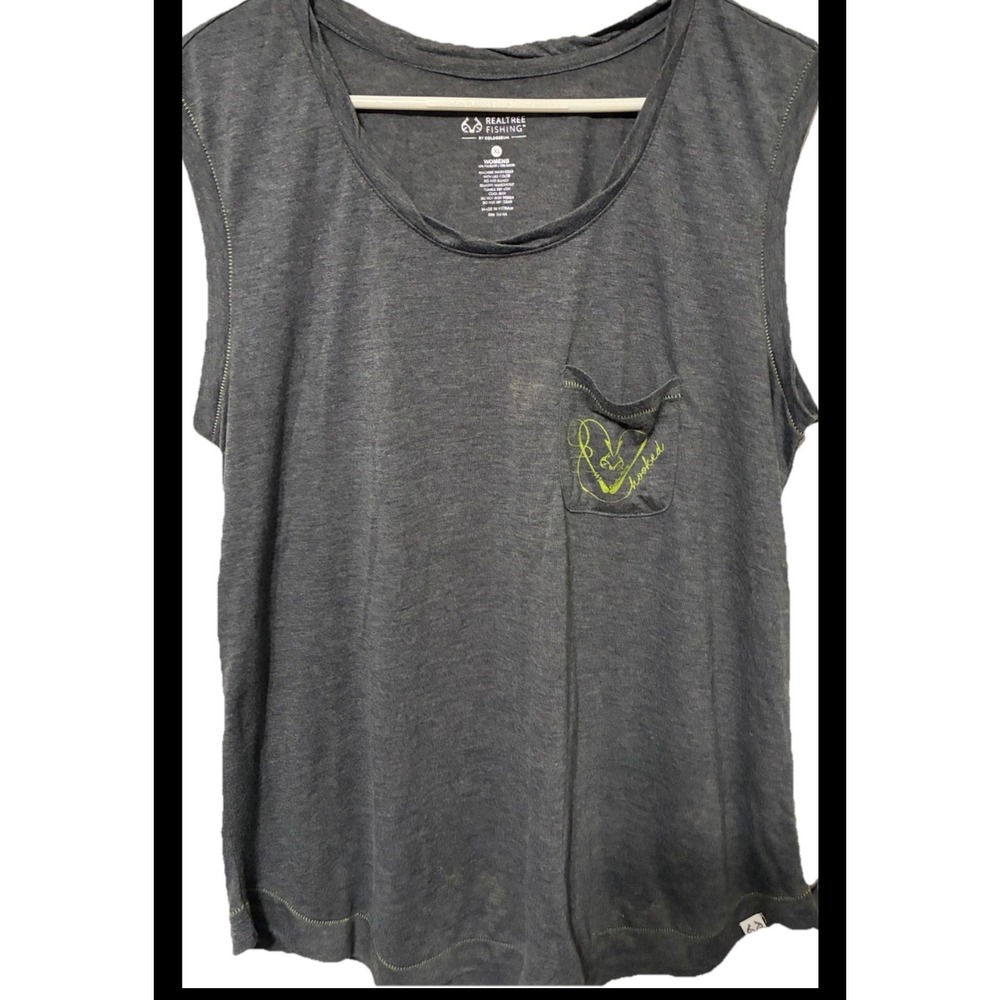 Realtree Fishing Colosseum Womens XL Gray Hooked Sleeveless Tank Top Pocket Tee